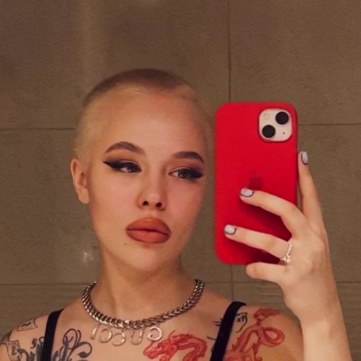 Инстасамка показала результат своей новой прически