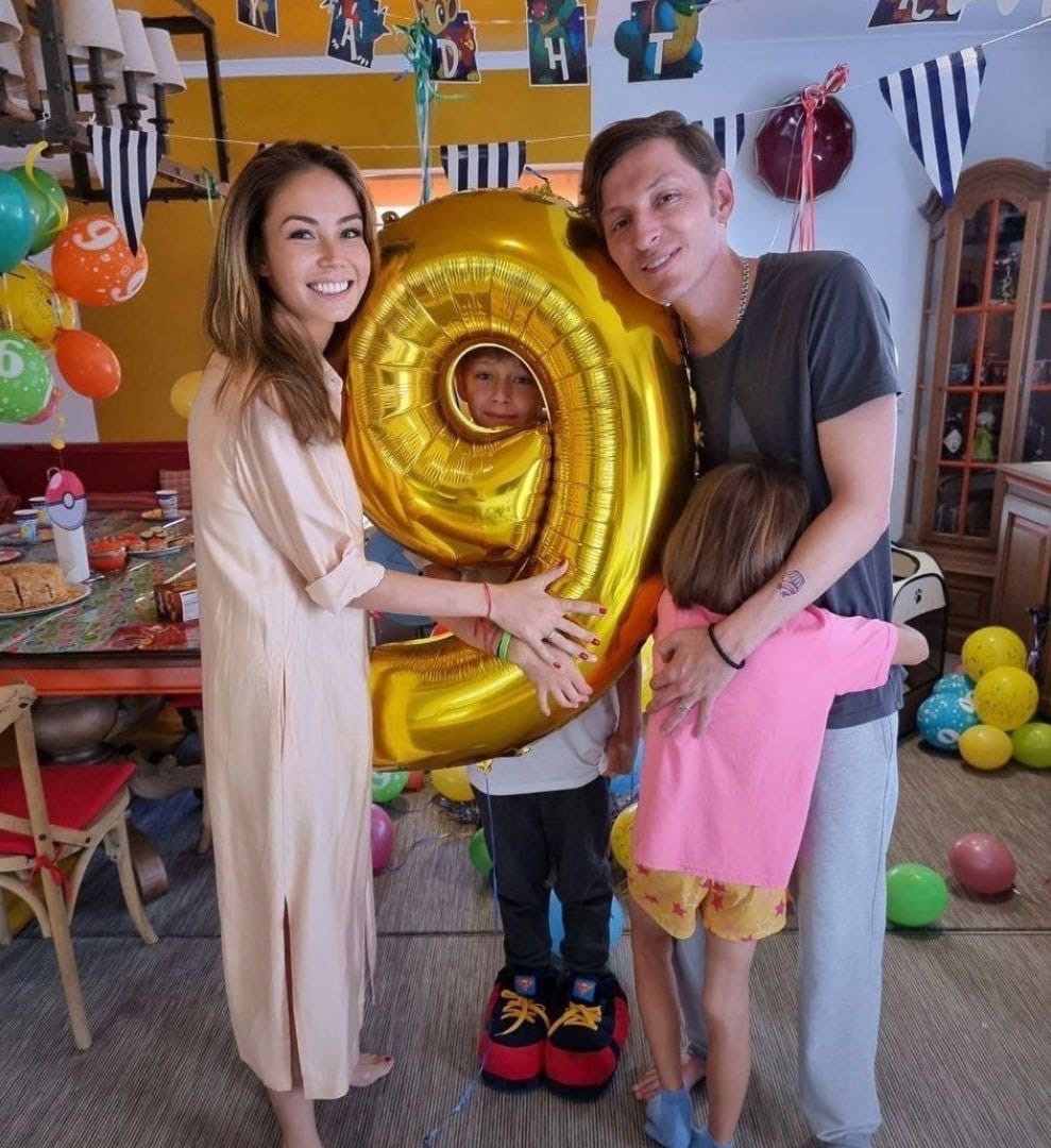 Ляйсан Утяшева резко ответила на вопрос об измене