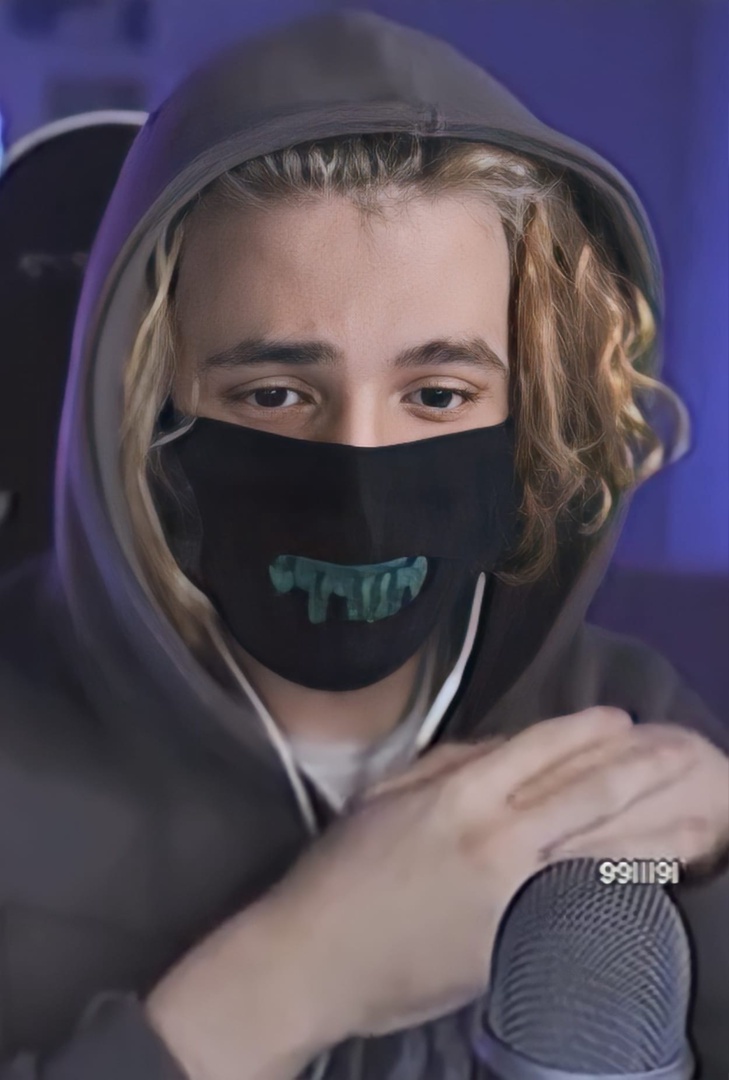 Жожо признался, что влюблен в Лину ЛунаКом