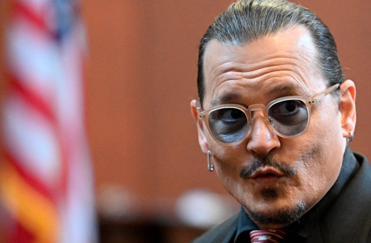 Незадолго до оглашения вердикта Джонни Депп закатил тусу на 300 кило зелени