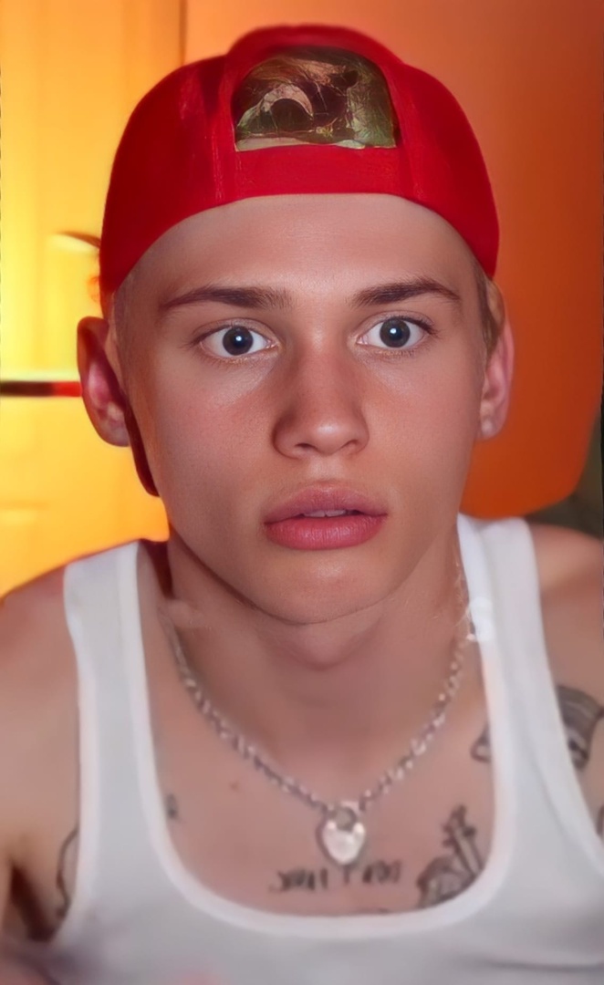 Даня прокомментировал отношения с Юлей