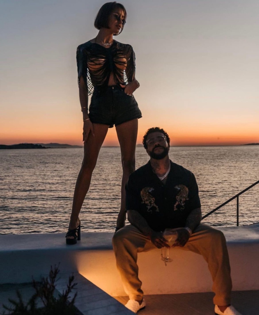 Холодный расчет - Тимати пиарит «девушку»