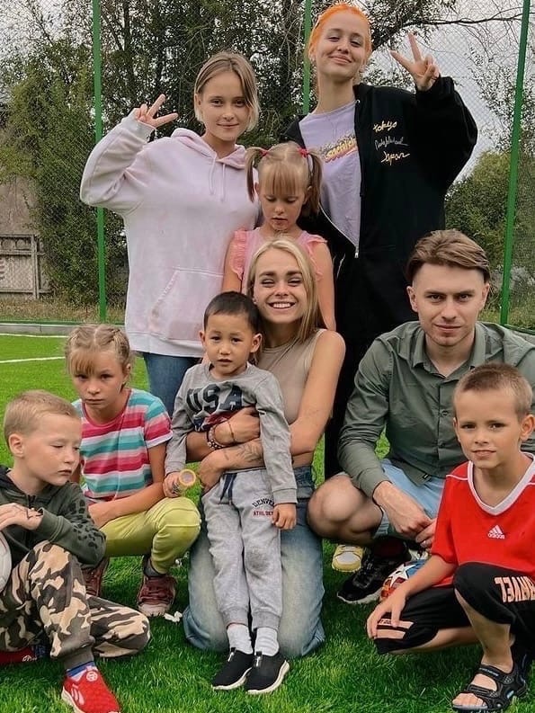 Маха Горячева все же сдержала слово и ДР провела в приюте