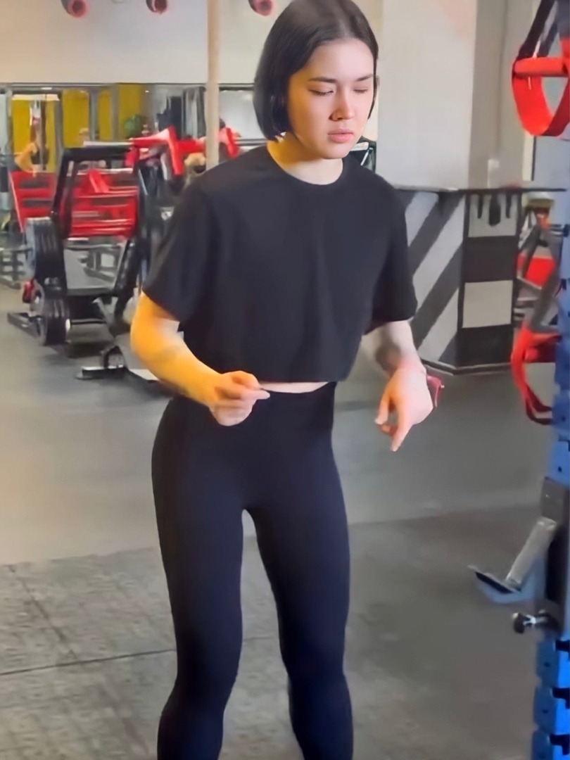 Анастасиз делиться результатами похудения