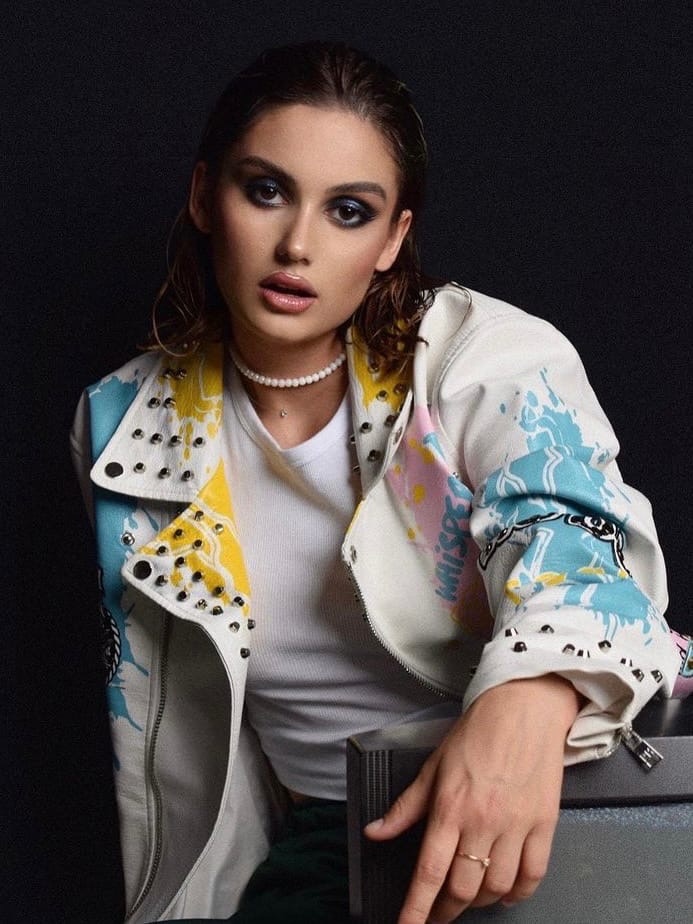 Лианель показала фото - первый раз за 6 месяцев!