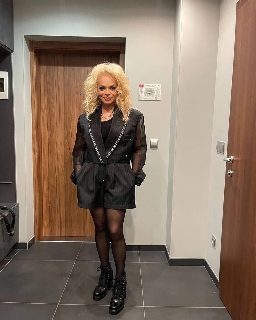 Лариса Долина не хочет быть старухой!