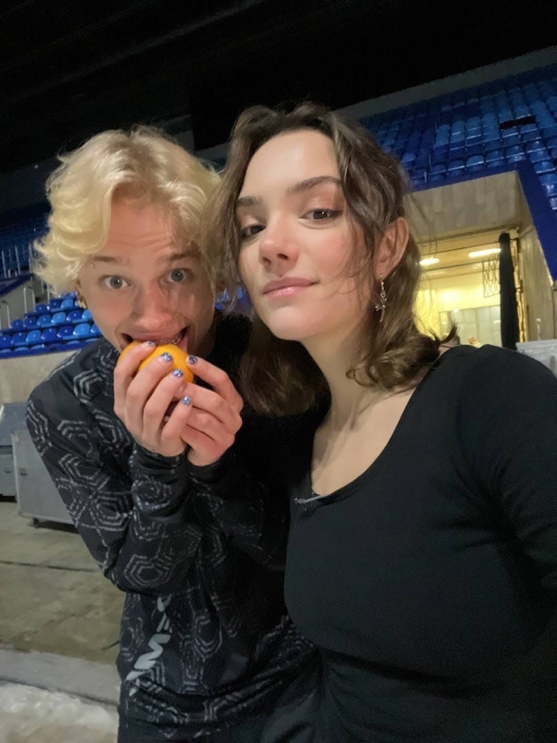 Женя отказалась кататься со всеми, кроме Дани