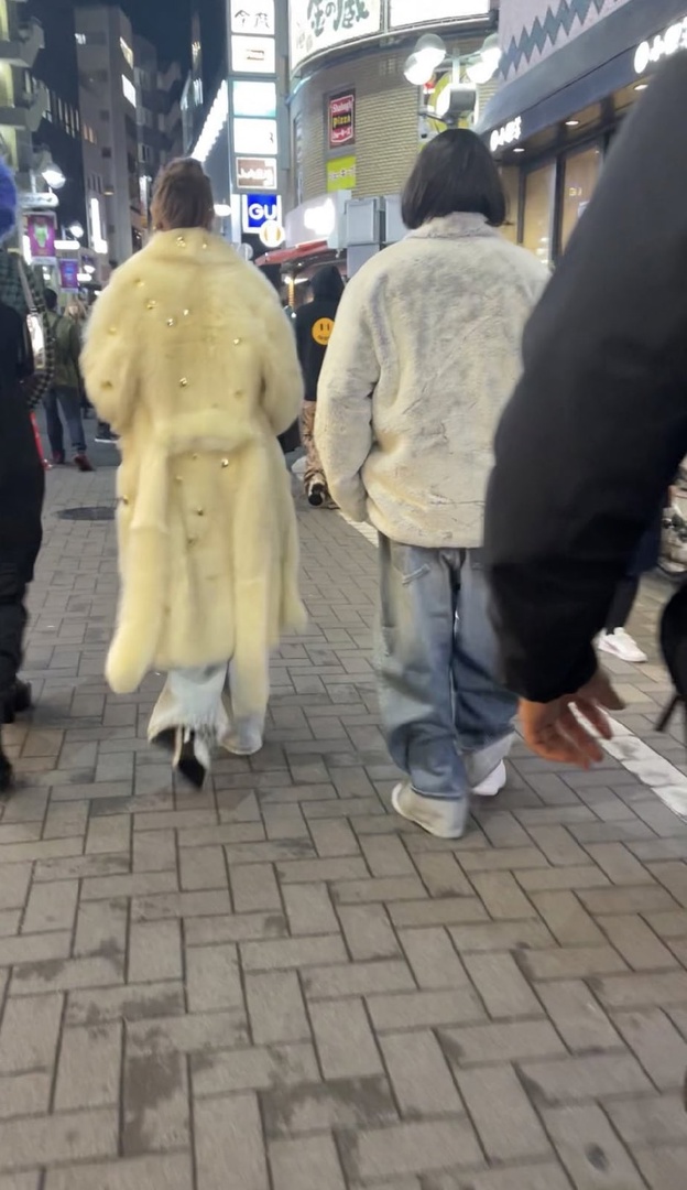 Джастин Бибер для маскировки надел женский парик