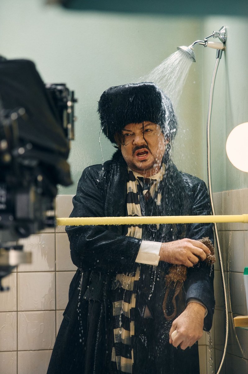 В «СамоИронии судьбы» от ТНТ снимутся Киркоров и Бузова