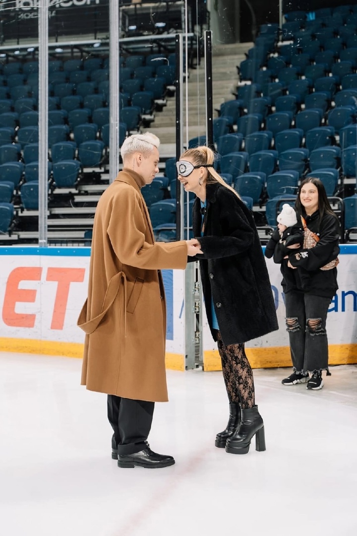 Димас хочет нанять жене водителя-охранника!