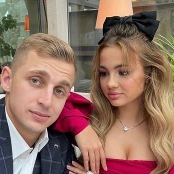 Саша с Валей подбирают себе гнездышко