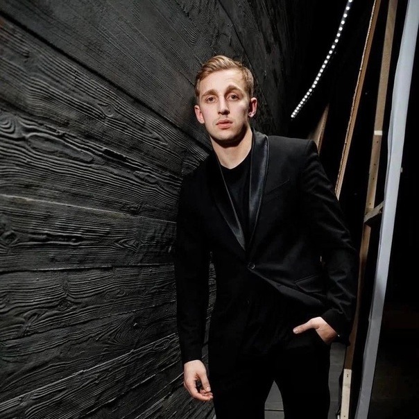 Саша Стоун готовится к бою