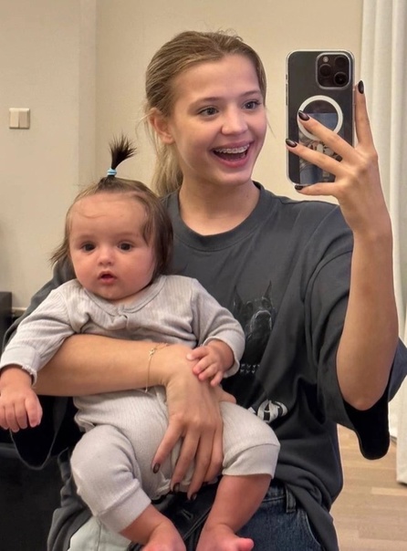 Аня Ищук и Димас Блог оставили ребенка у Юли на сутки!