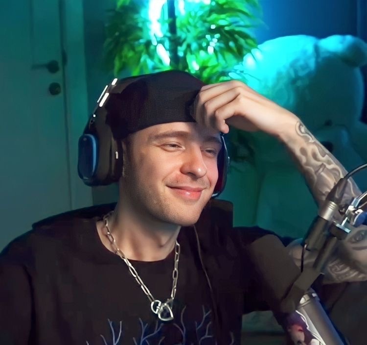 Егор Крид читает лекции по кибербезопасности