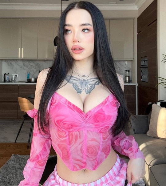 Эвелина Лунаком столкнулась с новой волной хейта