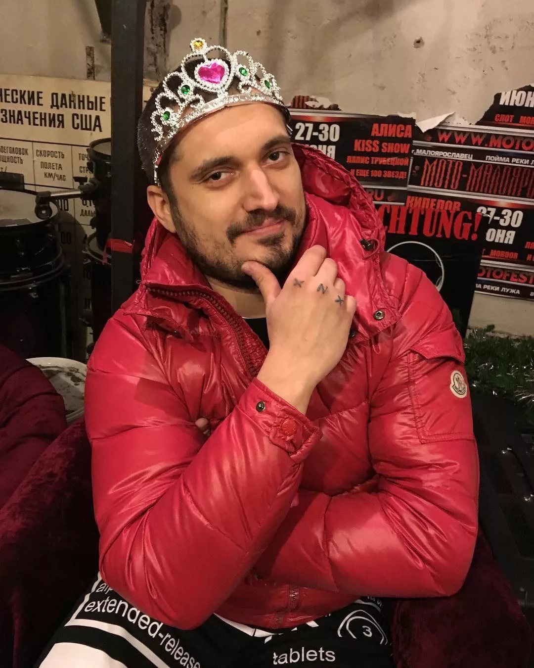 Паша Техник выпустил свою линию ароматов, естественно в особом стиле