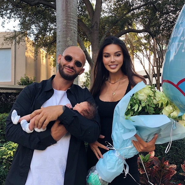 Самойлова смеется над обвинениями мужа