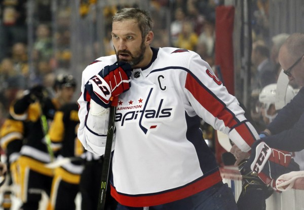 Овечкину придется отложить погоню за Гретцки до следующего сезона!