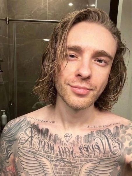 Егор Крид едва не лишился своих длинных волос