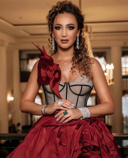 Ольга Бузова и хейтеры - новое противостояние!