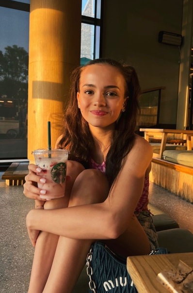 Стал известен простой секрет похудения от Вали Карнавал