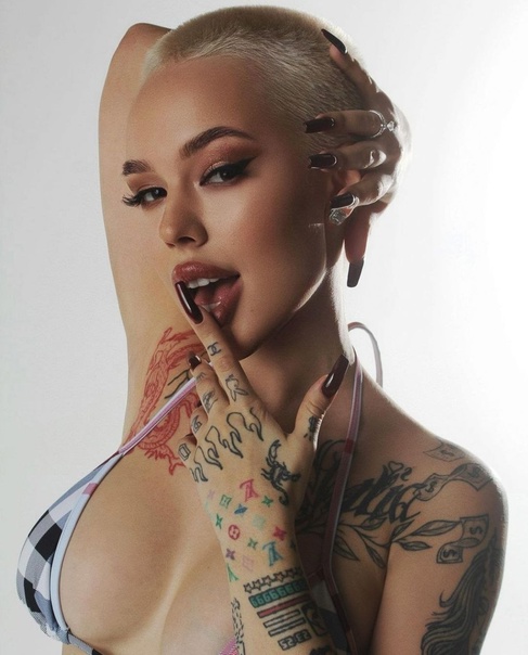 Инстасамка призналась, что кидала фолловеров на деньги