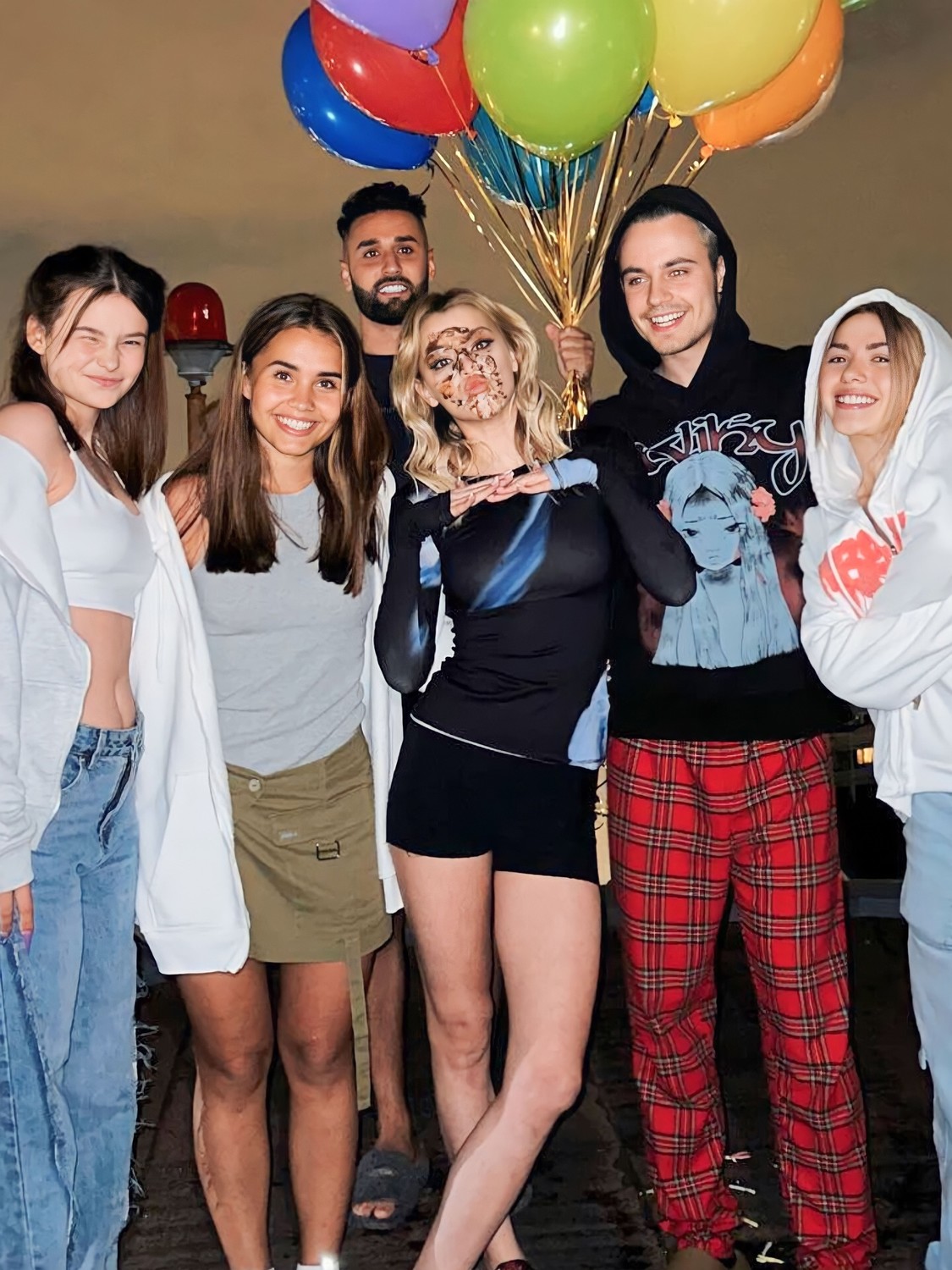 Юля Гаврилина отмечает свой 21 ДР