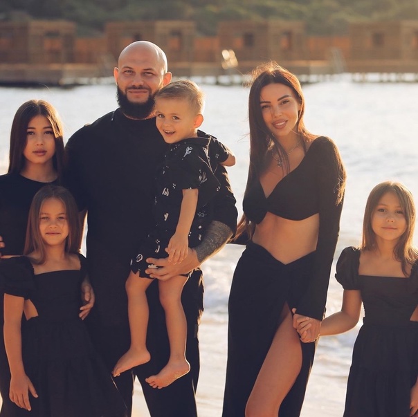 Самойлова боится рожать 5 ребенка из-за возможного хейта