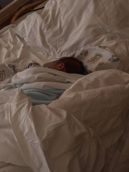 Карина Каспарянц «рассекретит» имя дочери не раньше, чем через месяц после рождения