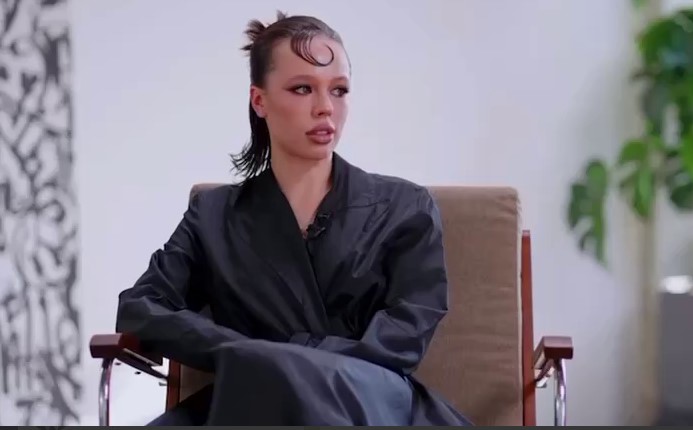 Инстасамка ставит всем в пример Настю Ивлееву