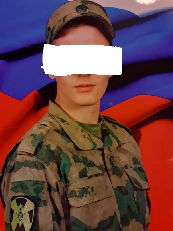 В Подмосковье полицейский изнасиловал 16-летнюю знакомую и предложил деньги за молчание.