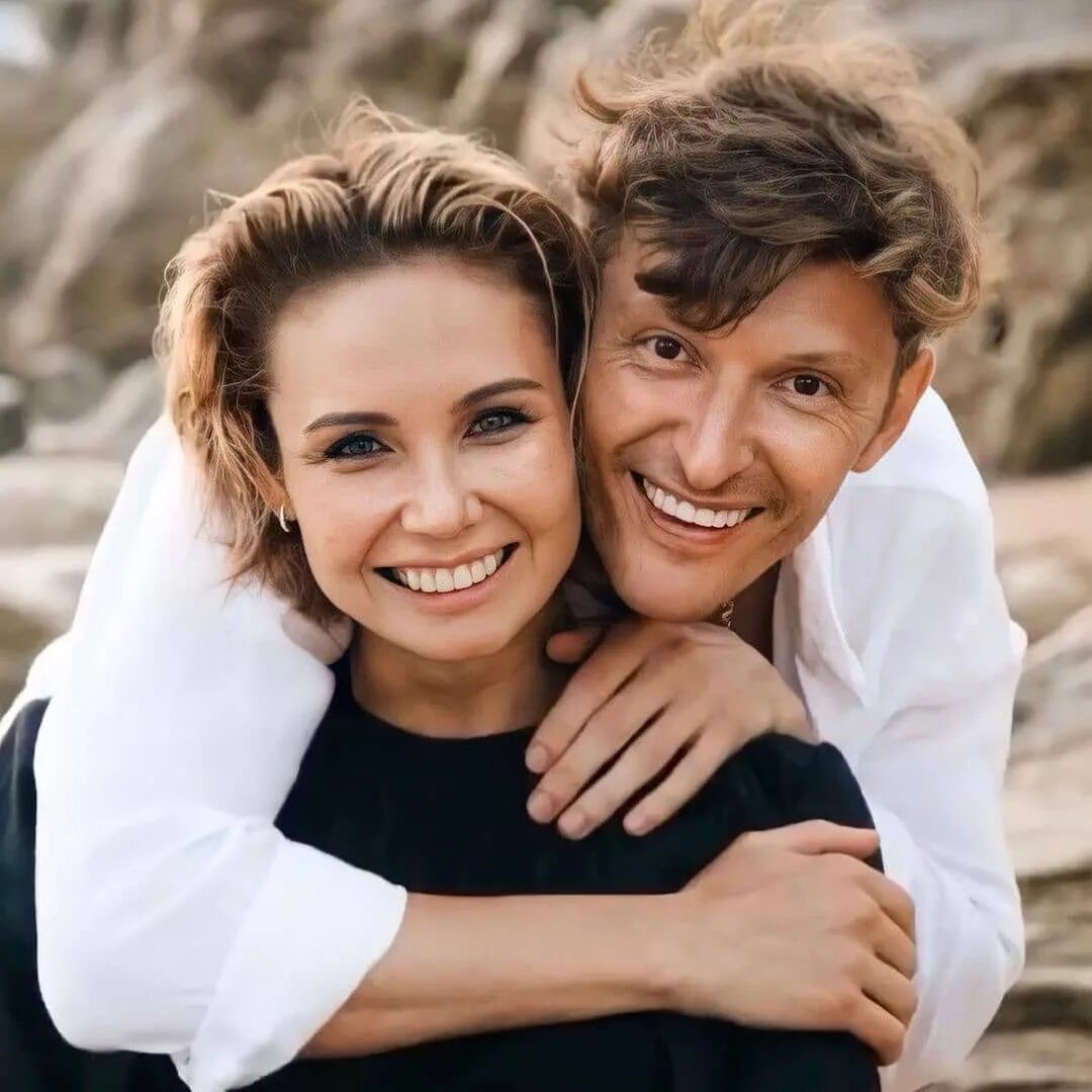 Не кончаются признания в любви между Ляйсан Утяшевой и Павла Воли