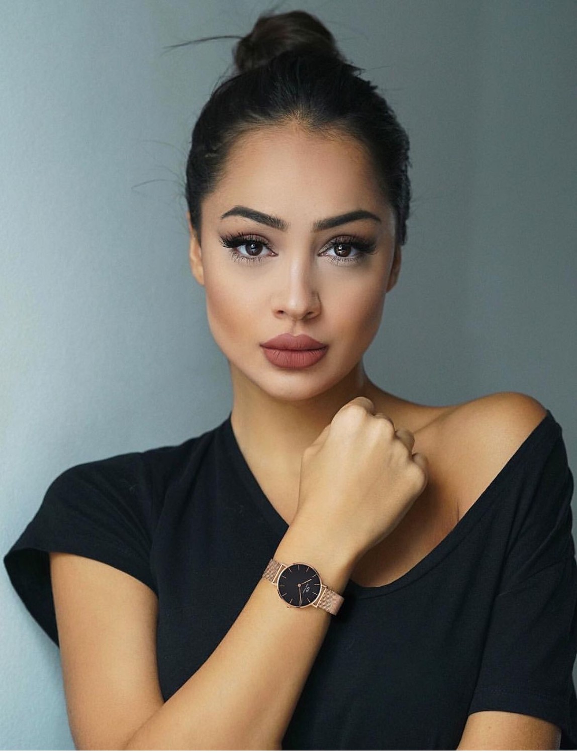 Дилара, которая жила вместе с рэпером Моргенштерном, поет песни