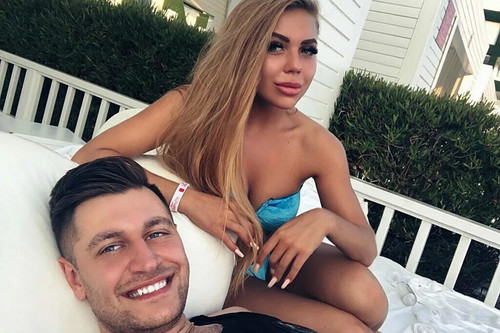 Какие отношения сейчас между Давой и Кариной Кросс