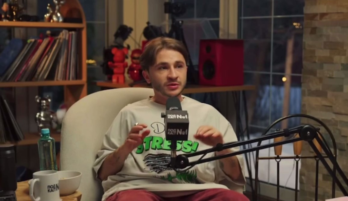 Эльдар Джарахов считает, что популярность его подкаста мешает ему выпускать музыку