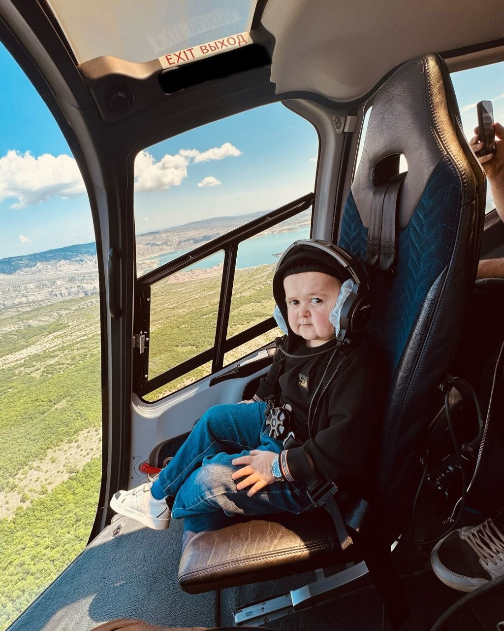 Хасбик устал от вечных папарацци